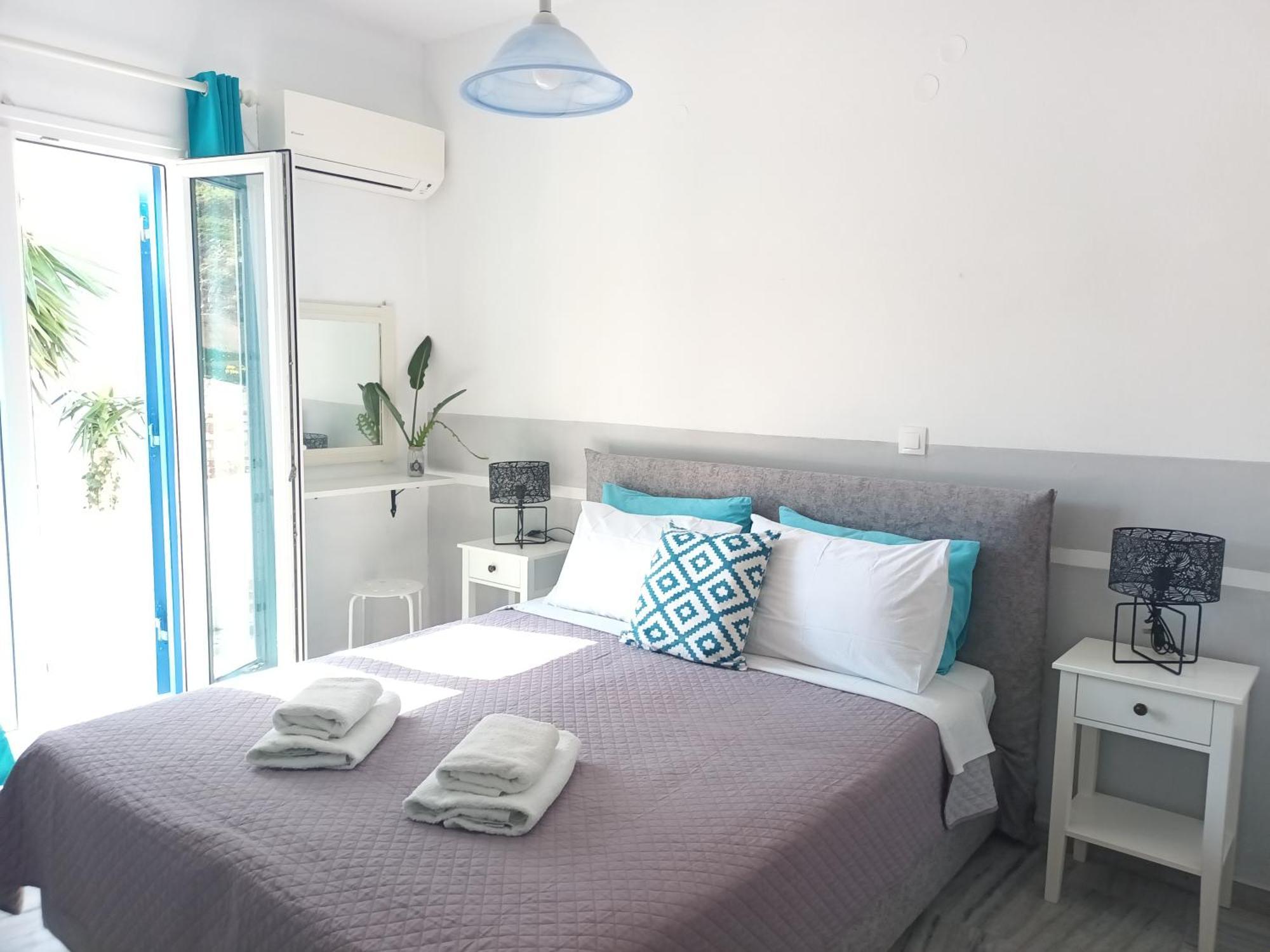 Athina'S Blue Studios Naousa  Exterior photo